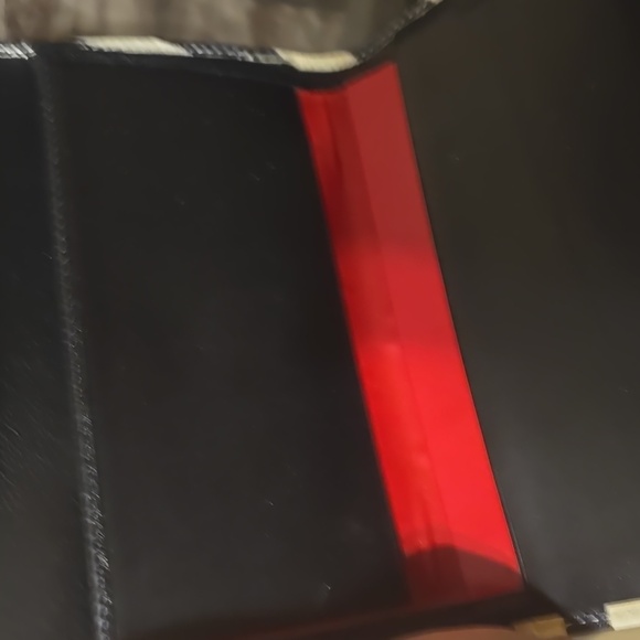 Wallet - Picture 3 of 5